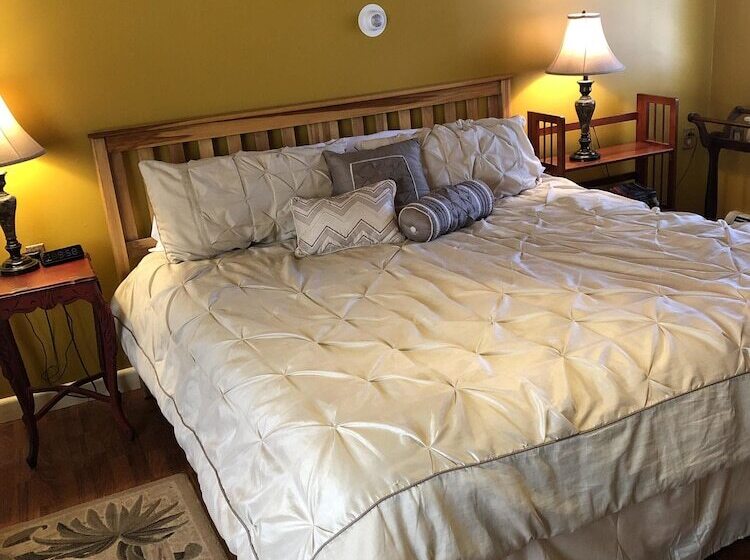 高级客房, Red Elephant Inn Bed And Breakfast