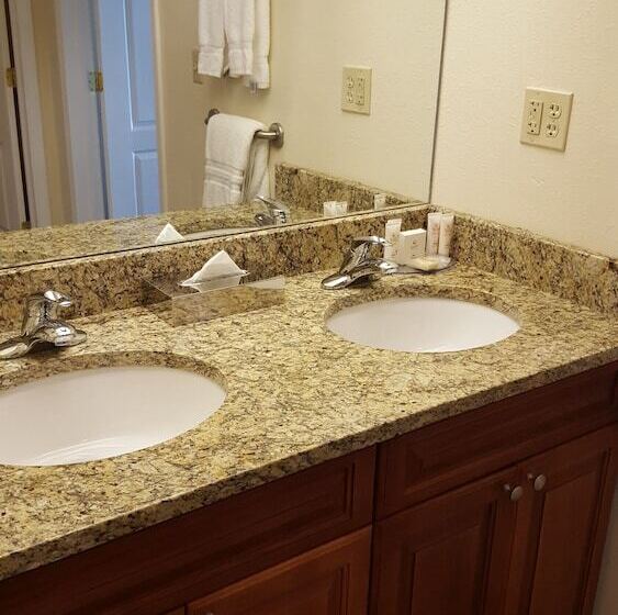 Suite 2 Quartos, Hilton Vacation Club Varsity Club South Bend, In