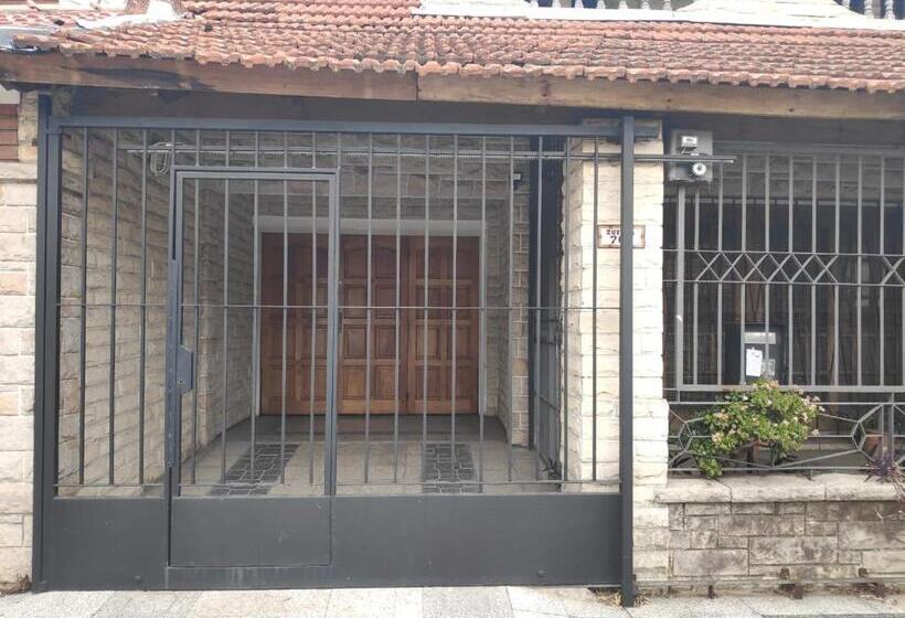 带1个卧室的公寓, Casa D'vilero En Temperley