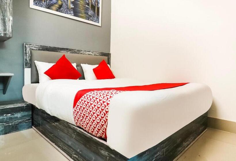 اتاق کلاسیک سه تخته, Super Hotel O Sheela