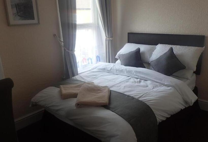 Семейный Номер, The Victoria Guest House
