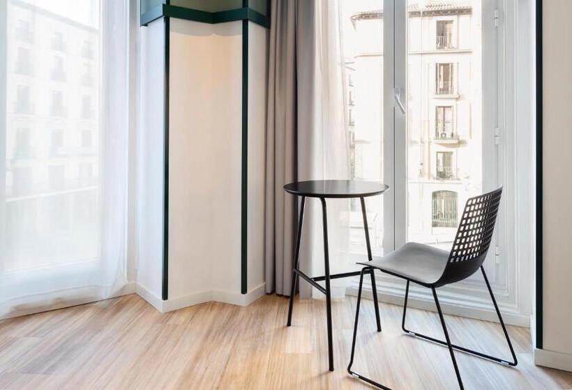 高级大房间, B&b Hotel Madrid Centro Plaza Mayor