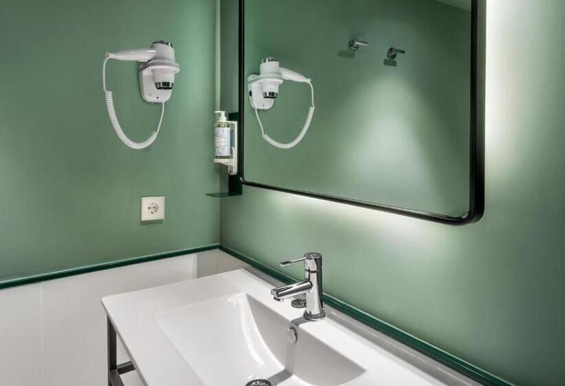 带露台的小型套房, B&b Hotel Madrid Centro Plaza Mayor