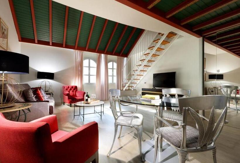 Полулюкс, Exe Gran Hotel Solucar