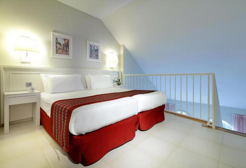 Семейный Номер, Exe Gran Hotel Solucar