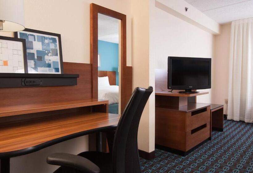 キングサイズベッドのスタンダードルーム, Fairfield Inn And Suites Atlanta Airport South/sullivan Road