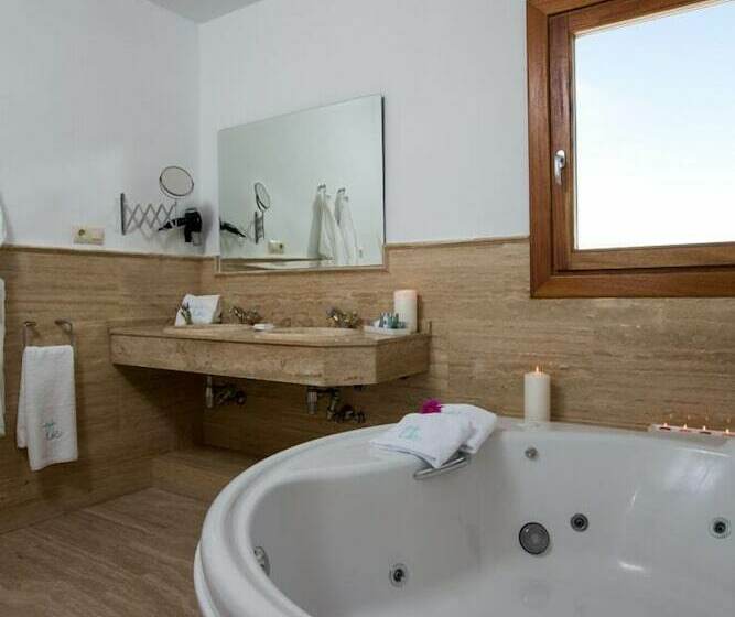 Номер Стандарт с Гидромассажем Вид на Море, Boutique Hotel El Tio Kiko
