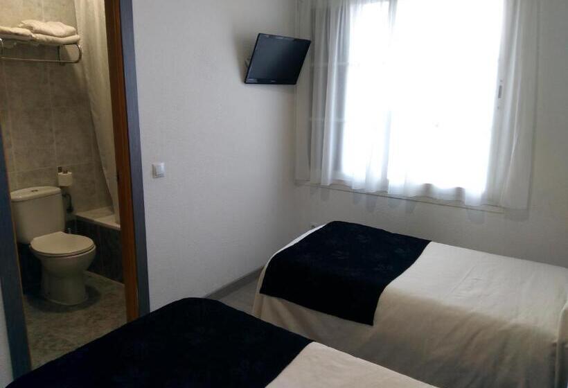Номер Стандарт, Hostal Doña Isabel
