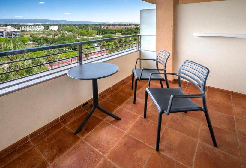 Quarto Estandar, 4r Gran Regina
