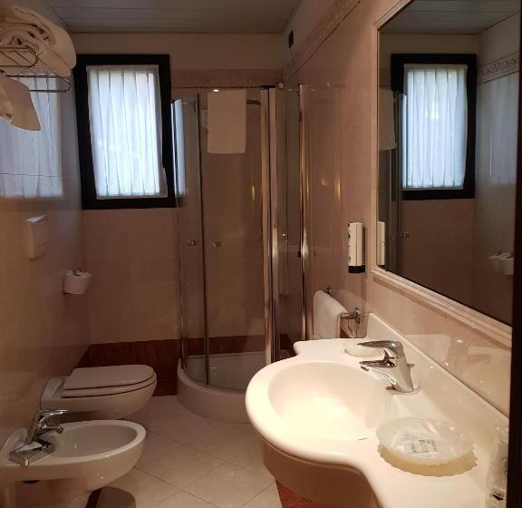 Номер Комфорт, Admiral Hotel Villa Erme