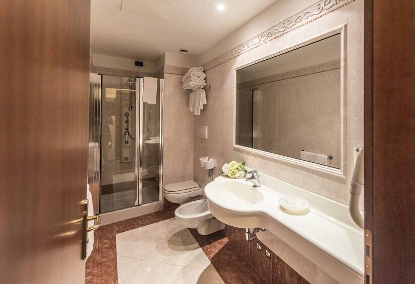 Номер Комфорт, Admiral Hotel Villa Erme