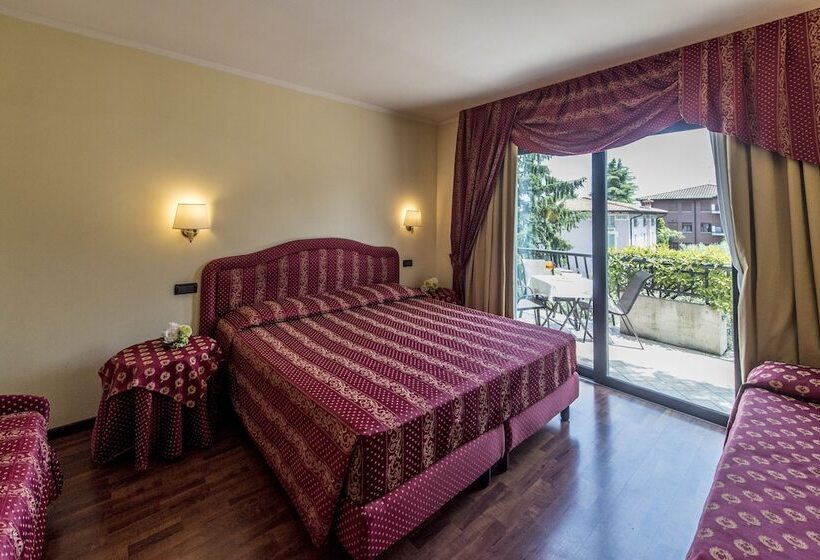 Трехместный Номер Комфорт, Admiral Hotel Villa Erme