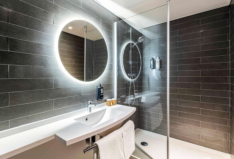 Quarto Estandar, Ibis Lisboa Saldanha