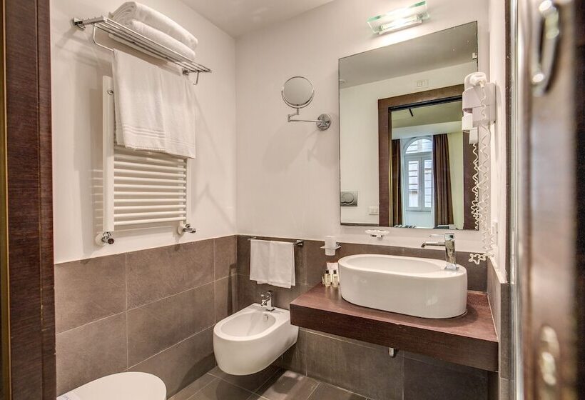 Номер Стандарт, Rinascimento   Gruppo Trevi Hotels