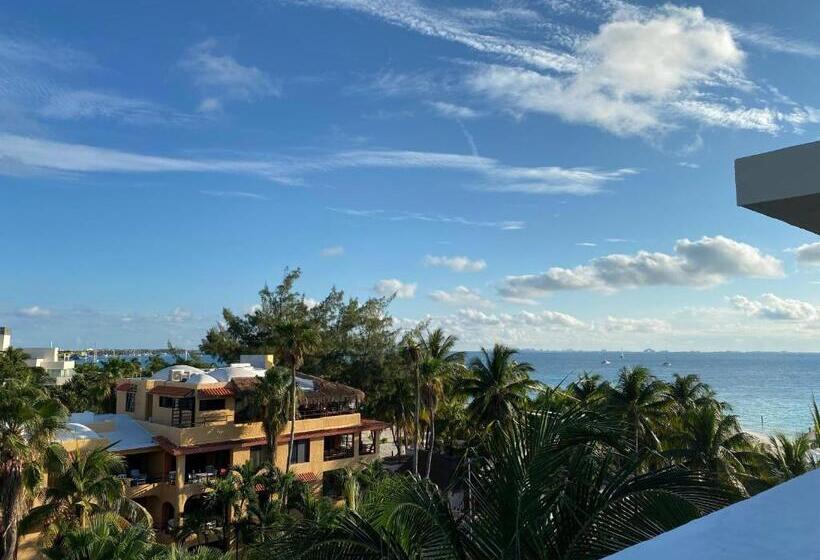 شقة غرفة واحدة مطلة على البحر, Cuxos Hotel Beachfront