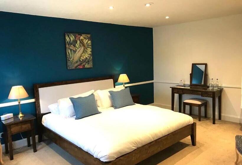 스탠다드 룸 킹사이즈 침대, Meadhon Guest House