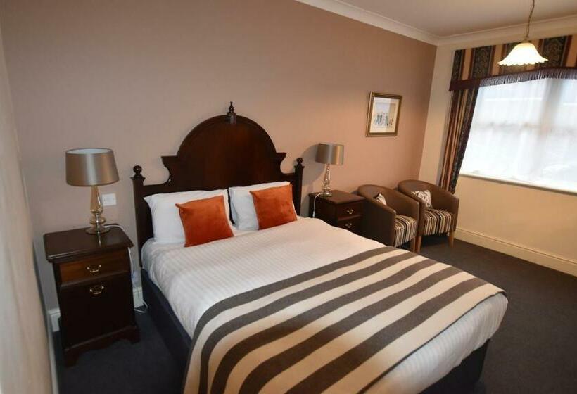 Номер Стандарт, Taunton Town House