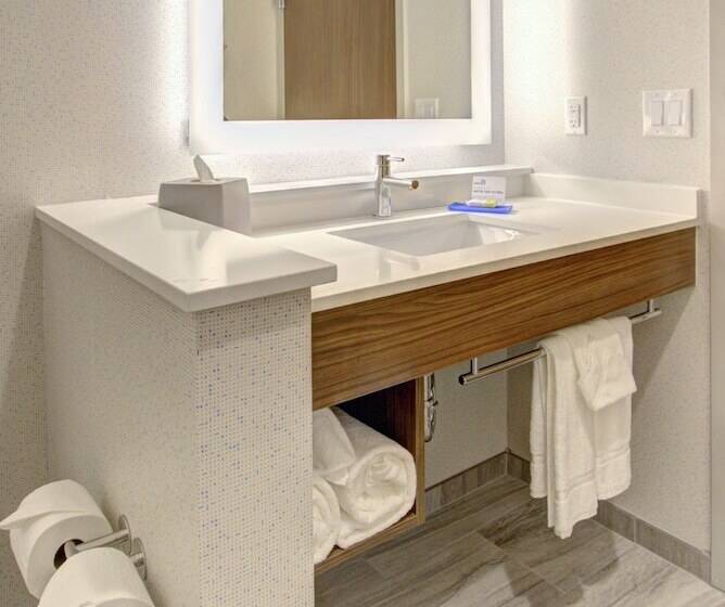 标准间, Holiday Inn Express & Suites Charlotte Southwest, An Ihg