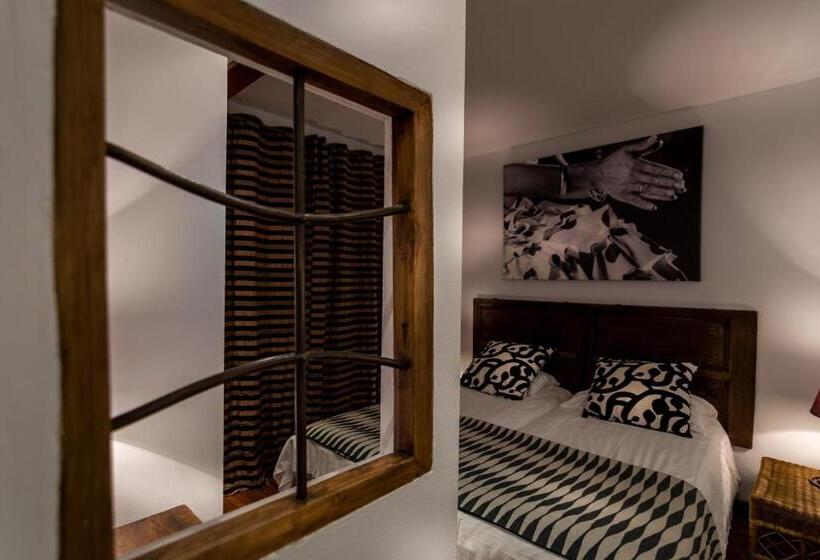 Полулюкс, Boutique Hotel La Posada del Angel Ojén