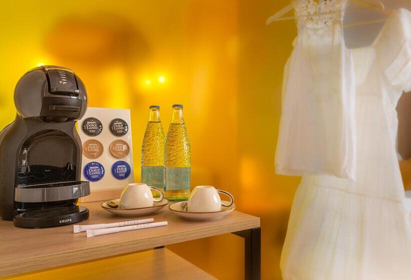 חדר סטנדרט, L'Azure Hotel 4* Sup