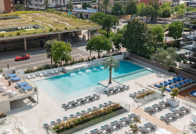 חדר סופריור לשלושה, L'Azure Hotel 4* Sup