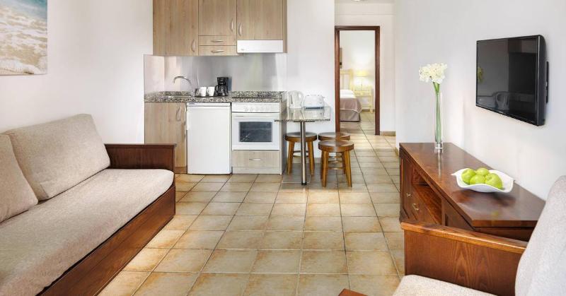 Апартаменты 1 Спальня Боковой Вид на Море, Sol Sun Beach Apartamentos