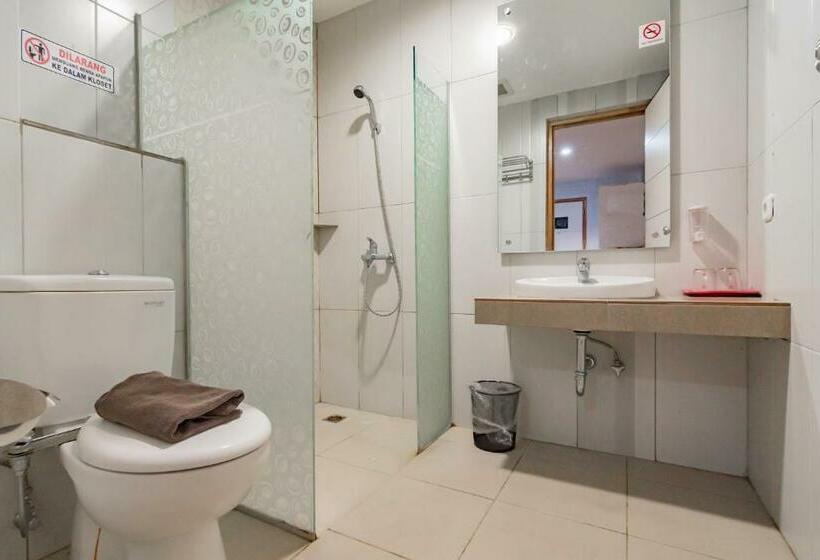Quarto Estandar, Reddoorz Premium Near Bandung Station