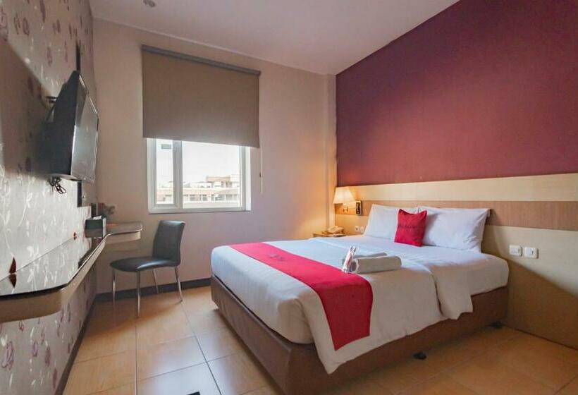 Номер Стандарт, Reddoorz Premium Near Bandung Station