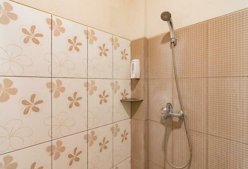 Номер Стандарт, Reddoorz Premium Near Bandung Station
