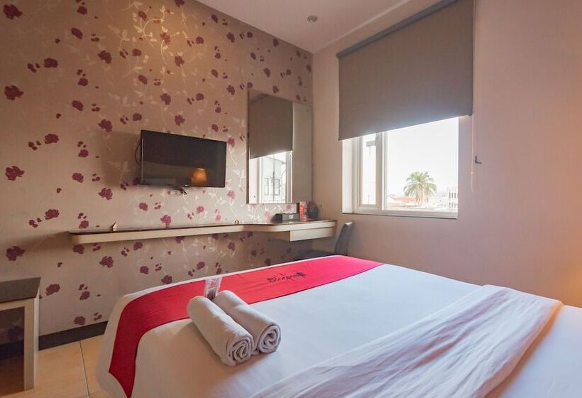 Quarto Estandar, Reddoorz Premium Near Bandung Station