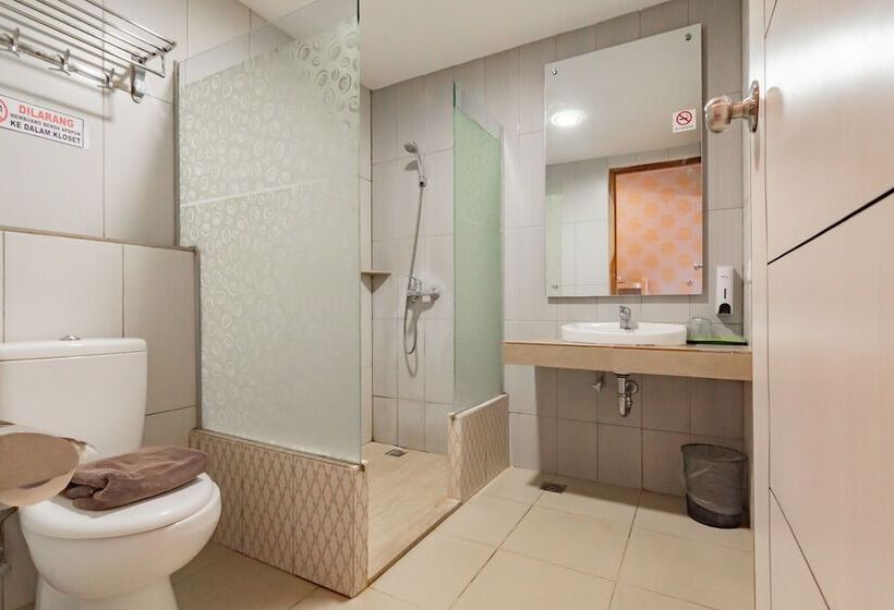 Quarto Estandar, Reddoorz Premium Near Bandung Station