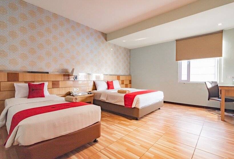 Номер Стандарт, Reddoorz Premium Near Bandung Station