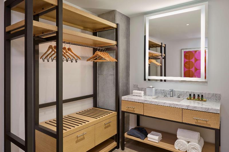 Номер Стандарт Адаптированный для Инвалидов, Canopy By Hilton Austin Downtown