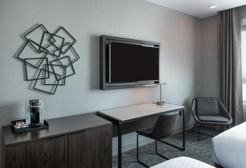 اتاق استاندارد, Holiday Inn Express   Boston Logan Airport   Revere, An Ihg