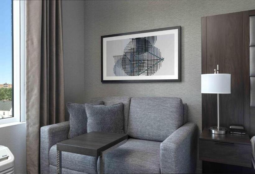 اتاق استاندارد, Holiday Inn Express   Boston Logan Airport   Revere, An Ihg