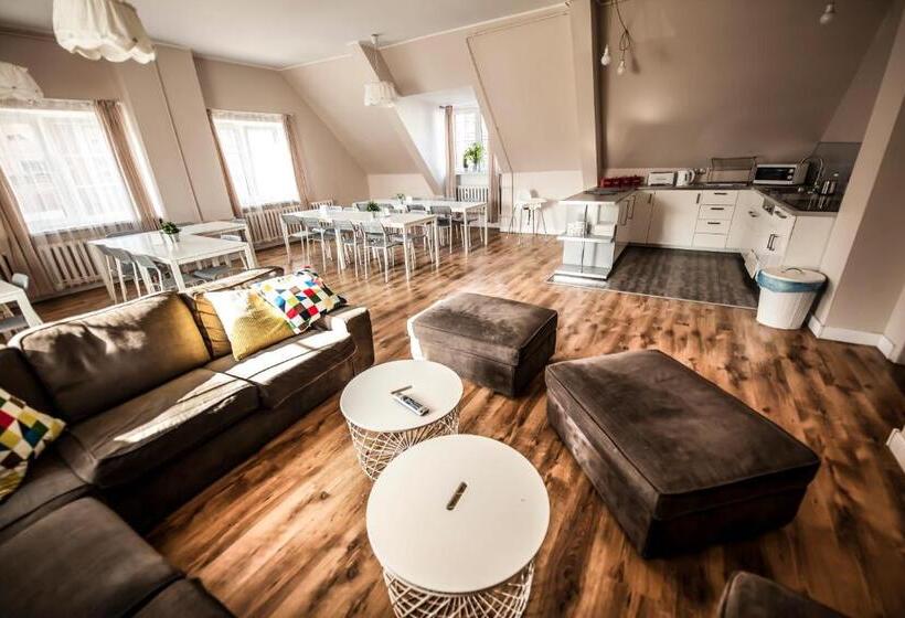 اتاق اکونومی یک تخته, Bi Pi Hostel