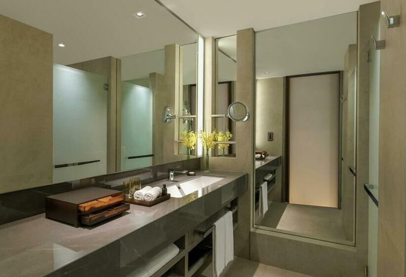 اتاق لوکس, Dusit Thani Laguna Singapore