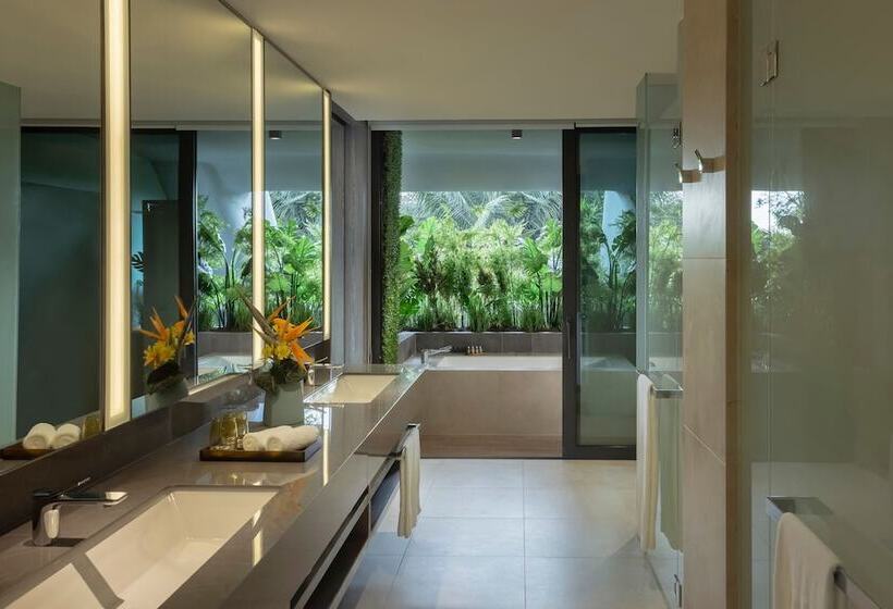 سوییت پرستیژ, Dusit Thani Laguna Singapore