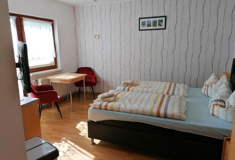 Номер Стандарт Вид на Сад, Pension Und Bistro Dat Olle Fischerhus