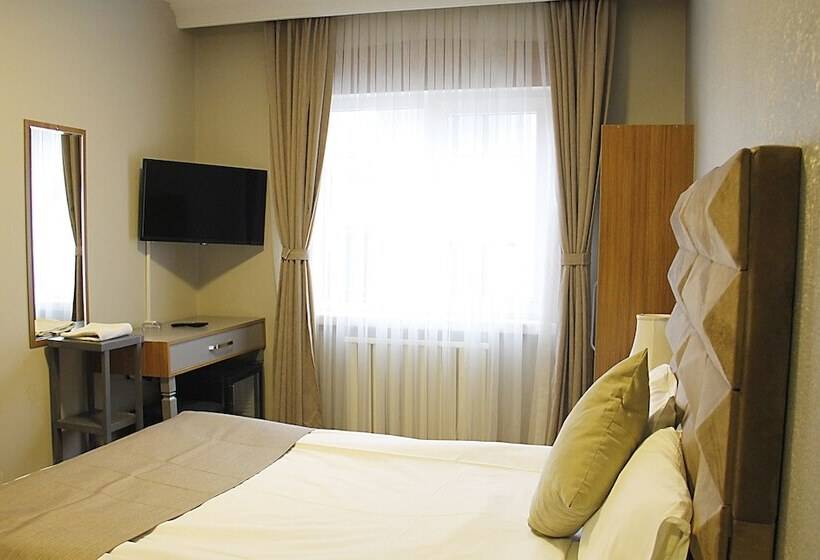 标准间, Cadde 7 Otel