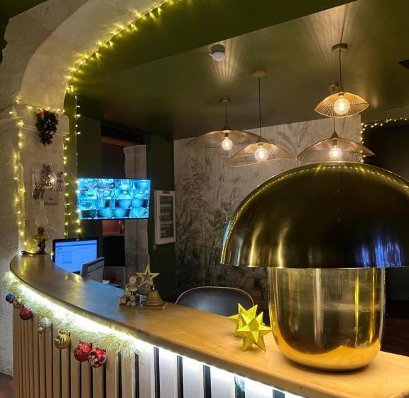 Номер Стандарт, Abalone  Centre Gare