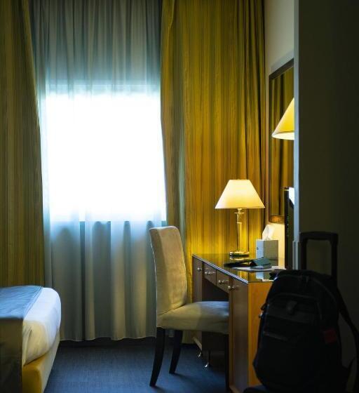 חדר אקזקיוטיב, Bv Hotel Oly