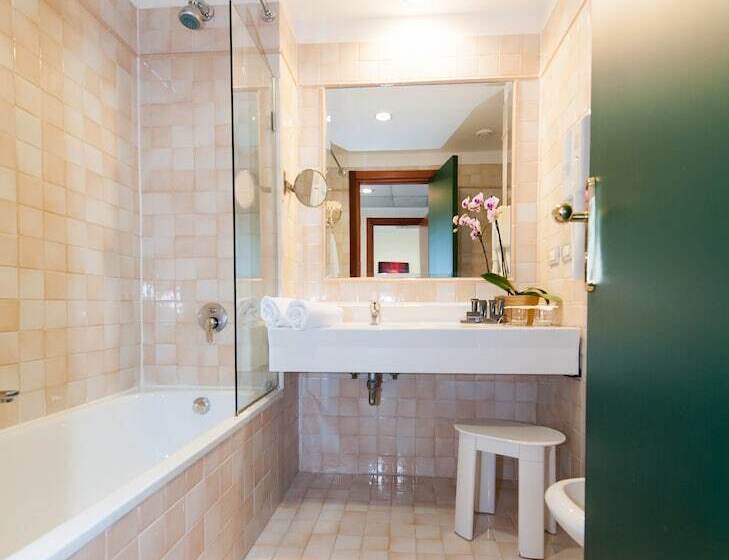 סוויטה אקזקיוטיב, Bv Hotel Oly
