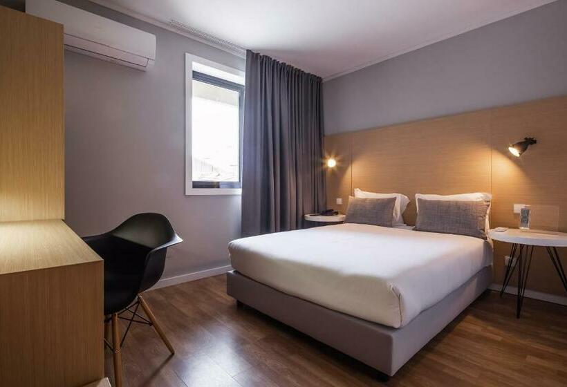 Номер Стандарт Индивидуальный, Cliphotel