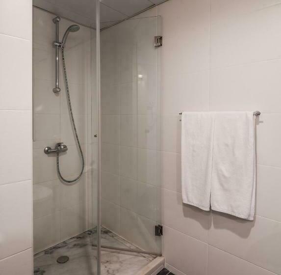 Номер Стандарт Трехместный, Cliphotel