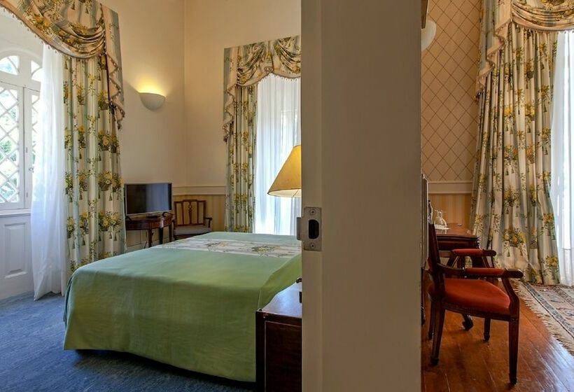 Полулюкс, Palace Hotel Do Bussaco