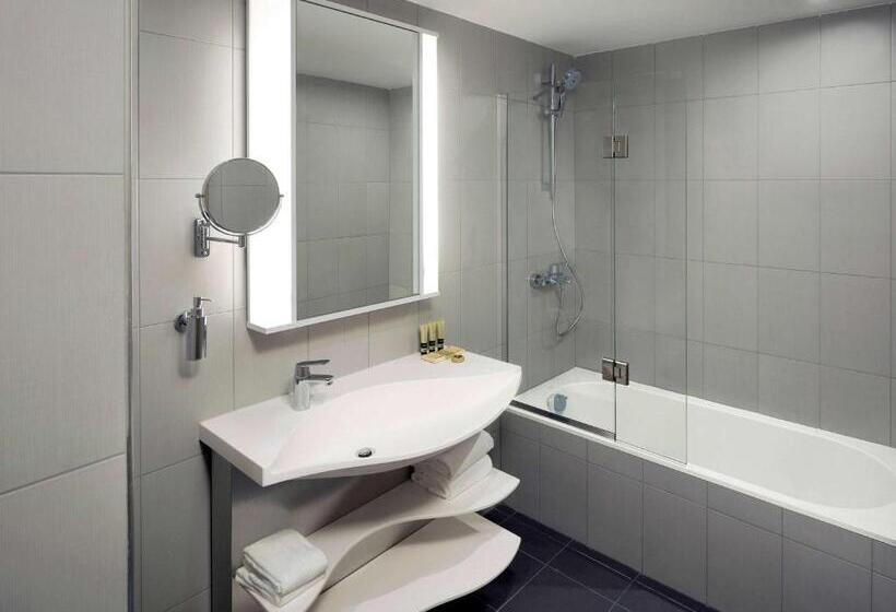 Апартаменты 2 Спальни, Adagio Jeddah City Center
