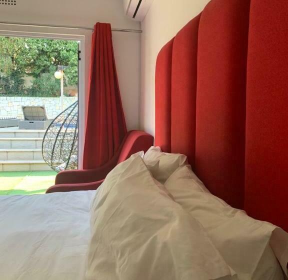 스탠다드 룸 풀장 전망, Ouklip Place Hotels