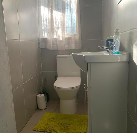 חדר סטנדרט נוף לגינה, Ouklip Place Hotels