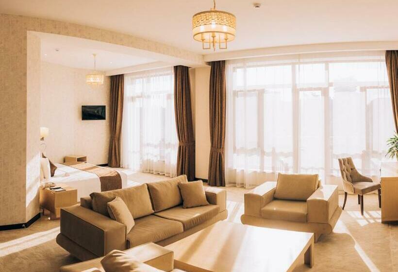 Suíte, Megapolis Hotel Shymkent